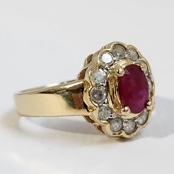 VTG 5.10g 14K Gold Natural Genuine Ruby & Diamond Cluster Halo Ring Size 6/7 - Picture 2 of 15